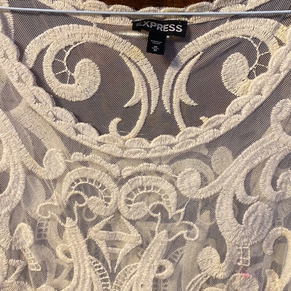 Express - Picture 2 of 4